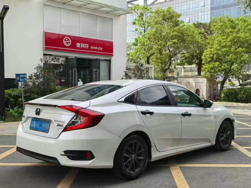 深圳20年本田思域8