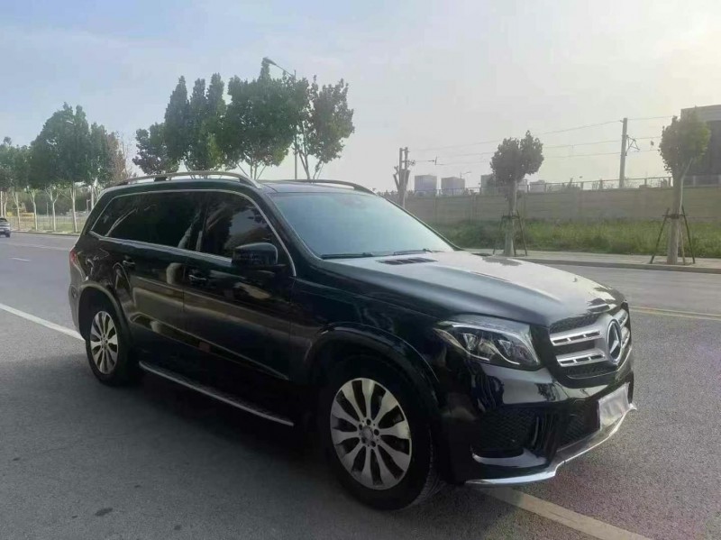 青岛17年奔驰GLS2