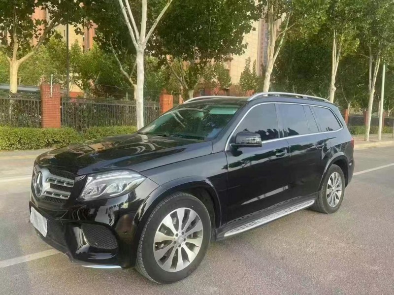 青岛17年奔驰GLS3