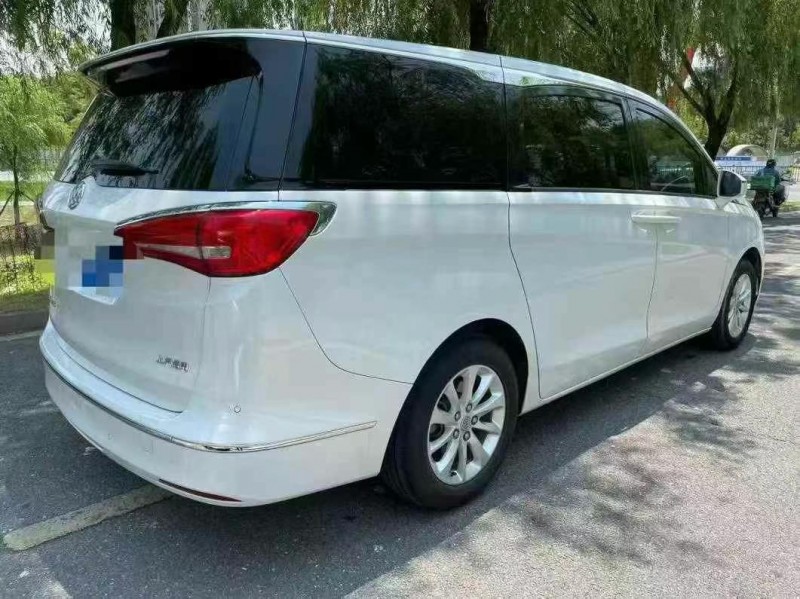 景德镇19年别克GL88