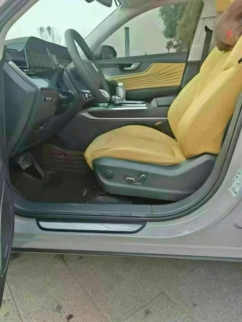 東莞23年紅旗HS55