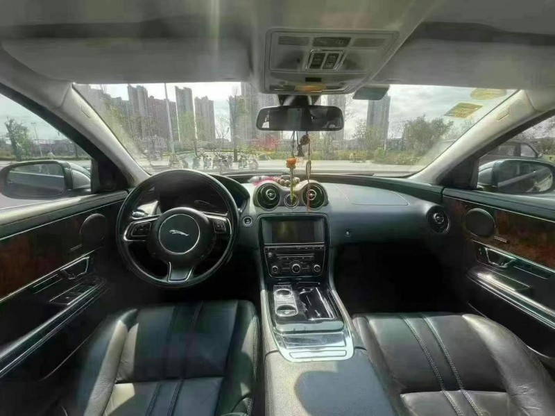 東莞15年捷豹XJL4