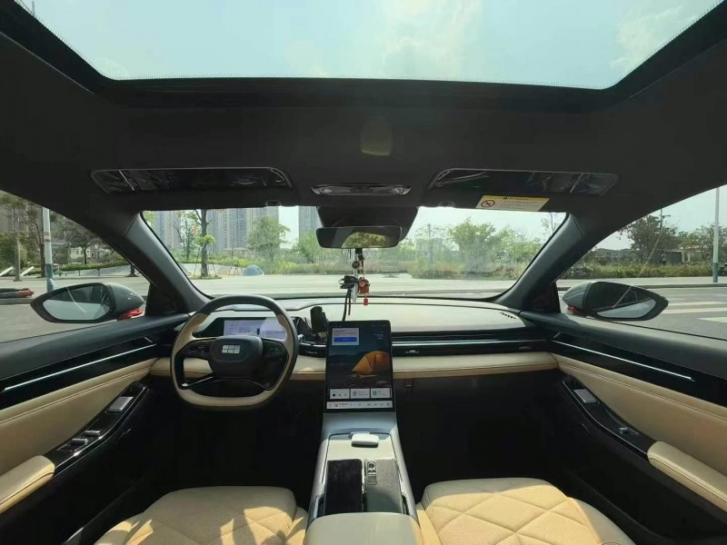 東莞25年吉利遠景4