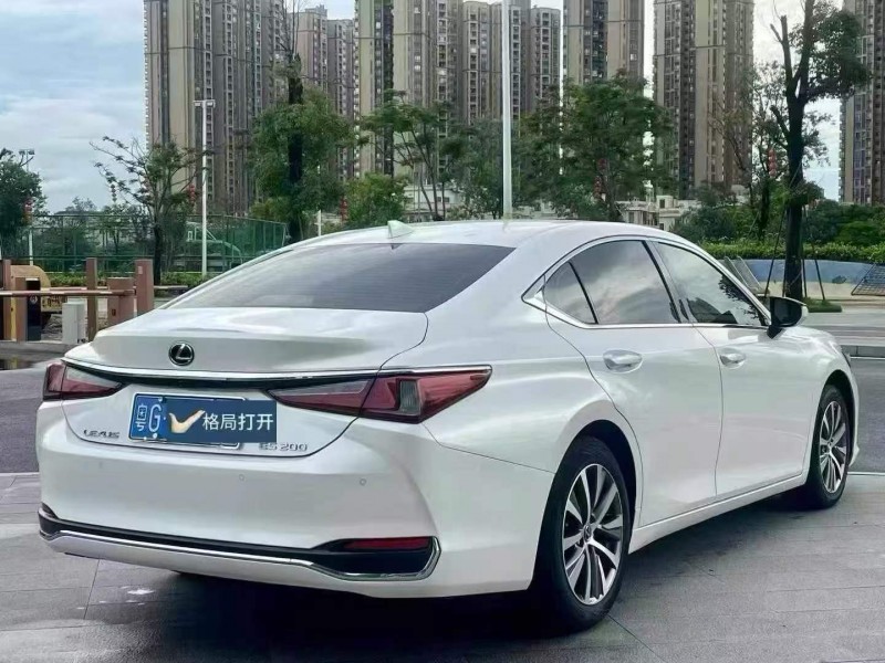 東莞19年雷克薩斯ES8