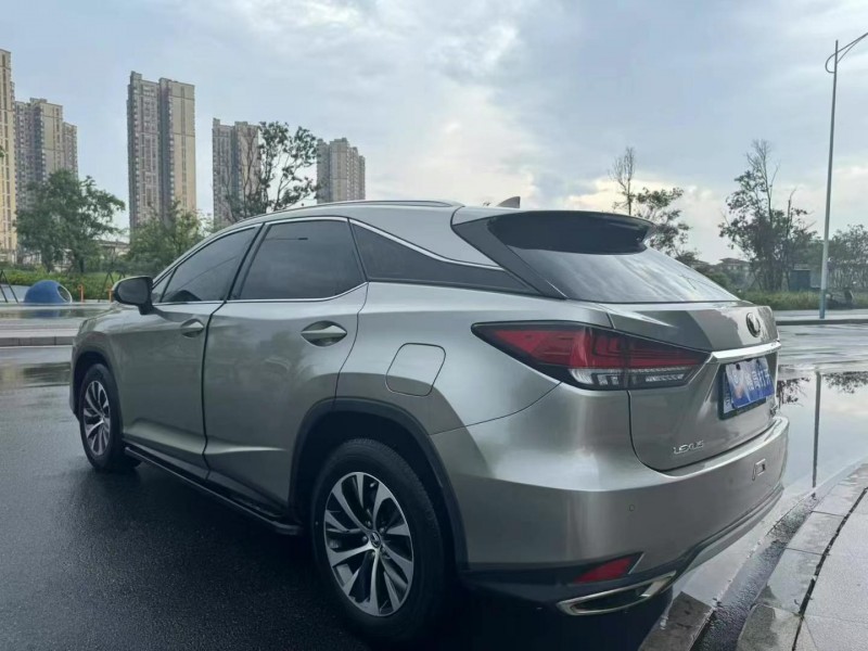 東莞22年雷克薩斯RX7