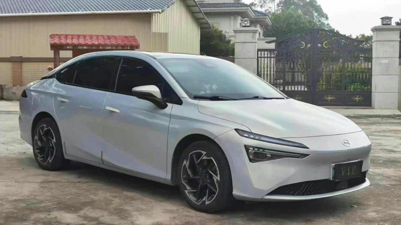 深圳24年傳祺埃安S2