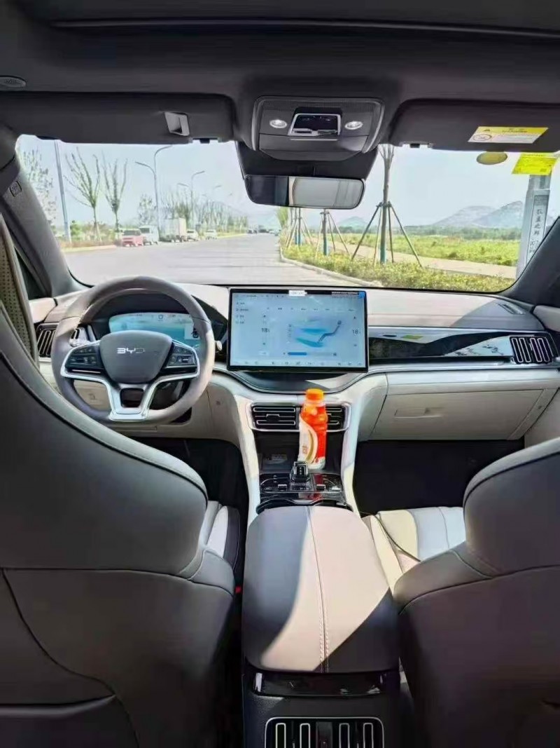 枣庄25年比亚迪宋MAX6