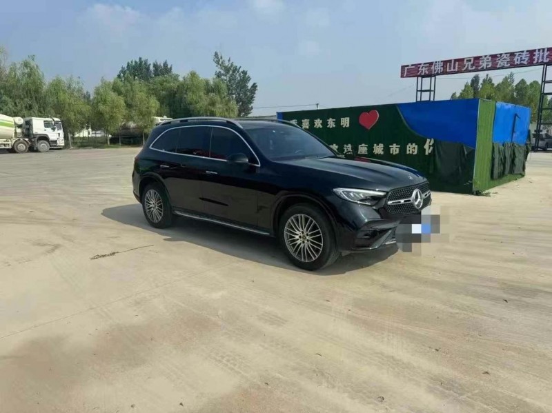 济宁24年奔驰GLC3