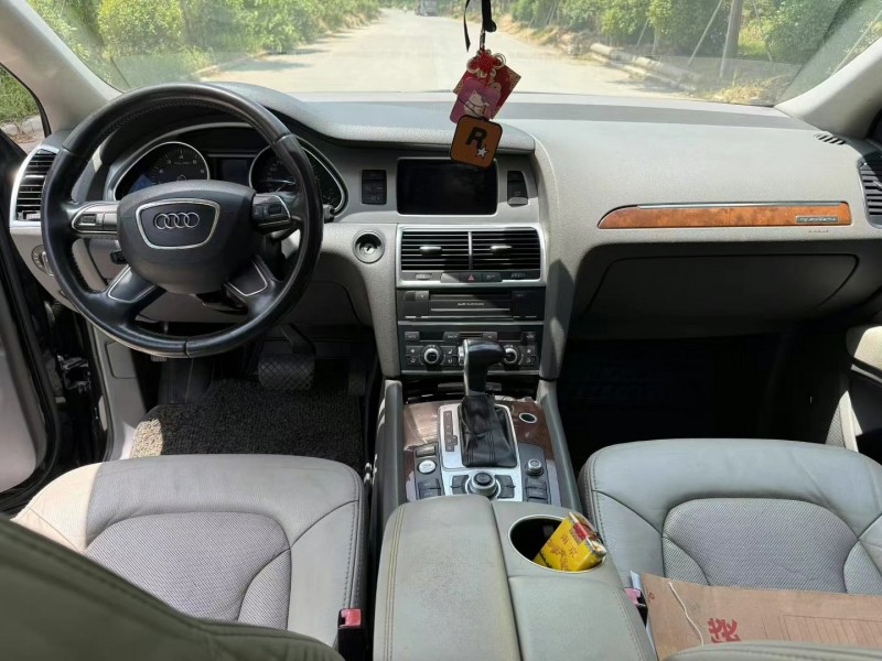 徐州12年奥迪Q78