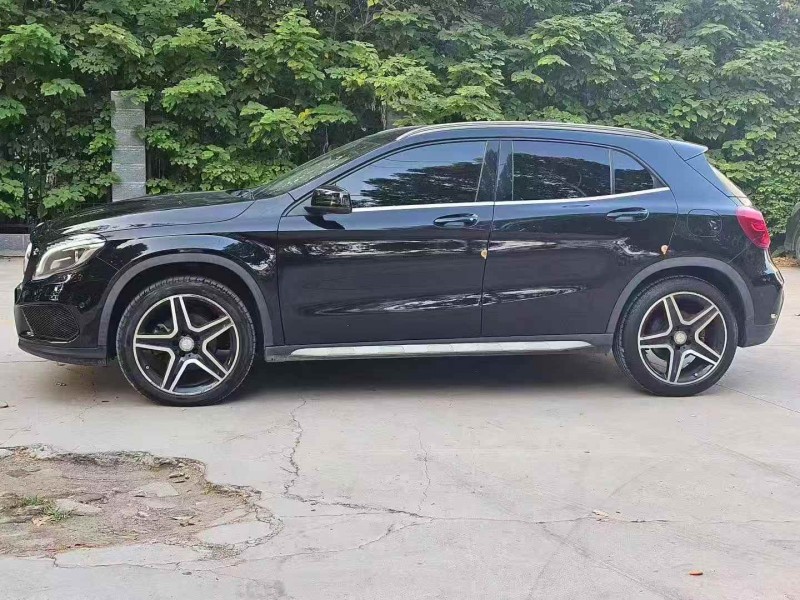 枣庄16年奔驰GLA2