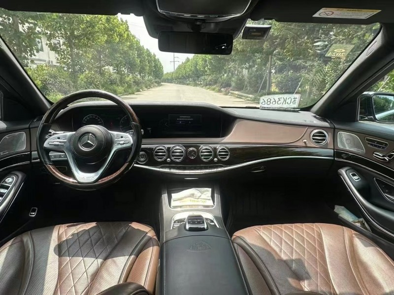 徐州18年奔驰迈巴赫S级8