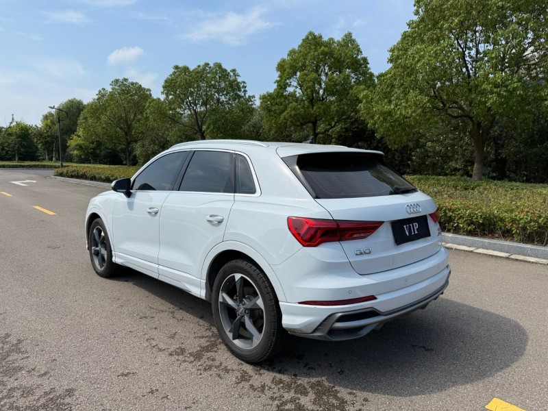 盐城19年奥迪Q38