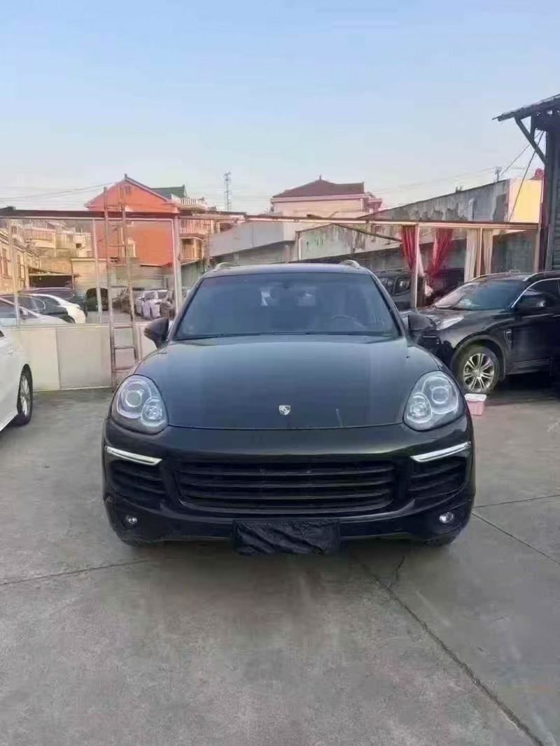 臺州17年保時捷卡宴1