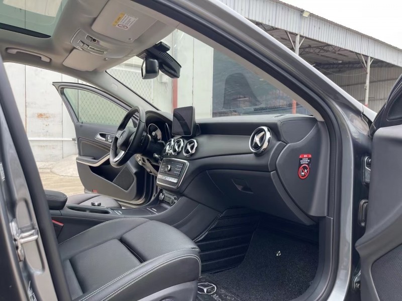 徐州19年奔驰GLA4