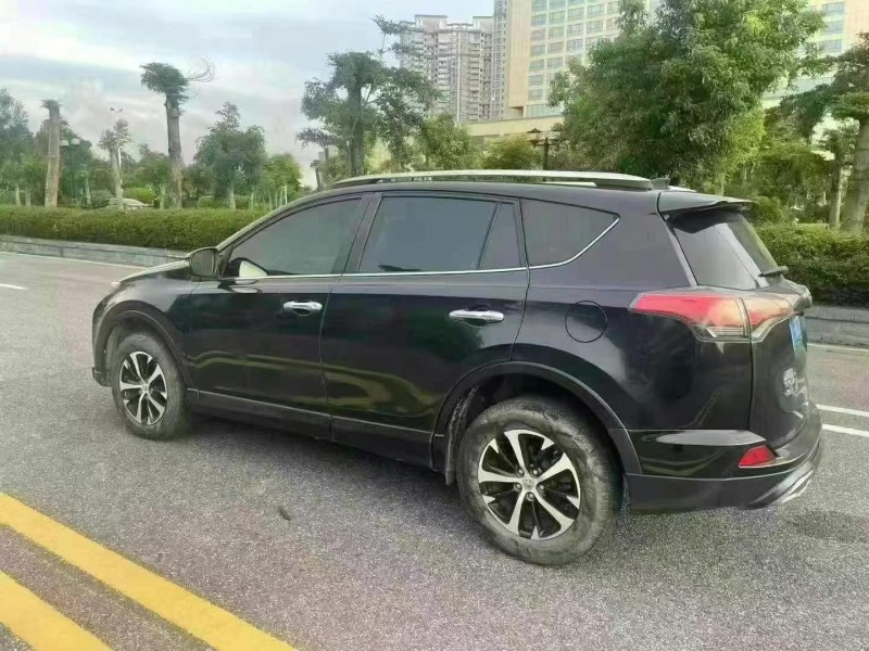 淄博16年丰田RAV48