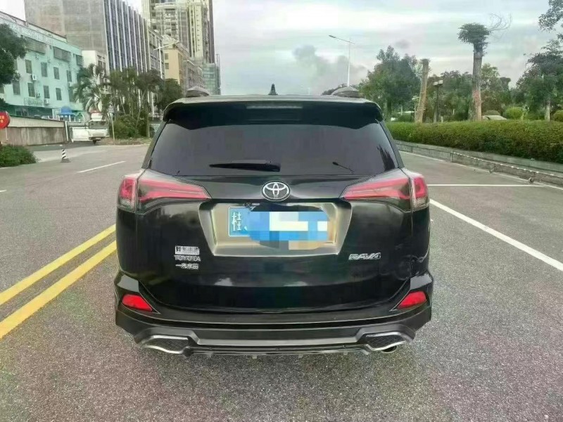 淄博16年丰田RAV49
