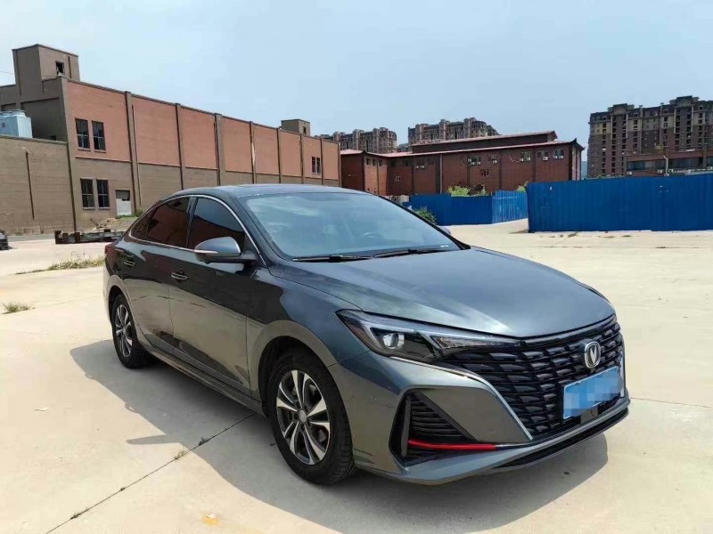 淄博22年长安汽车逸动2