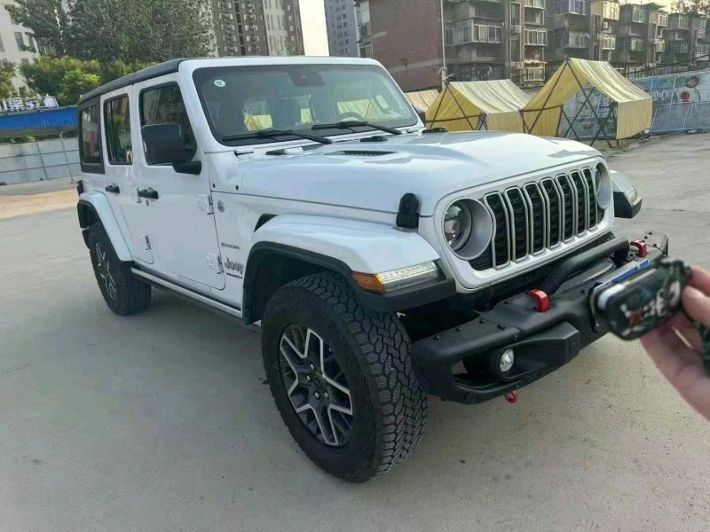 济宁24年Jeep牧马人2