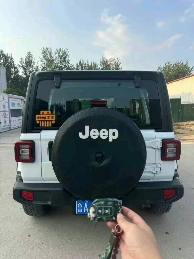 济宁24年Jeep牧马人9