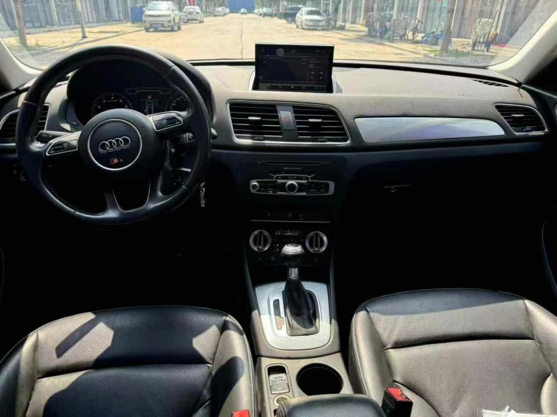 青岛14年奥迪Q34