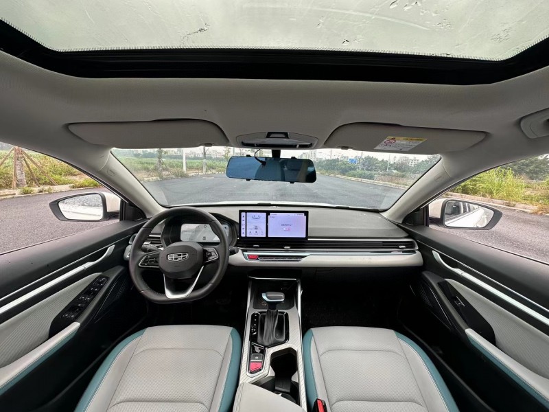 汕頭23年吉利帝豪7