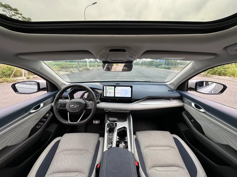 汕頭23年吉利星瑞5