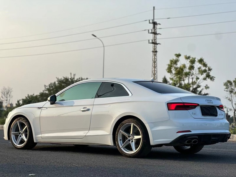 汕头18年奥迪A57