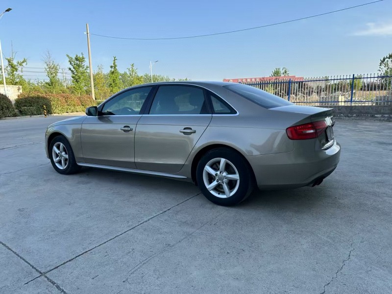 徐州14年奥迪A4L7