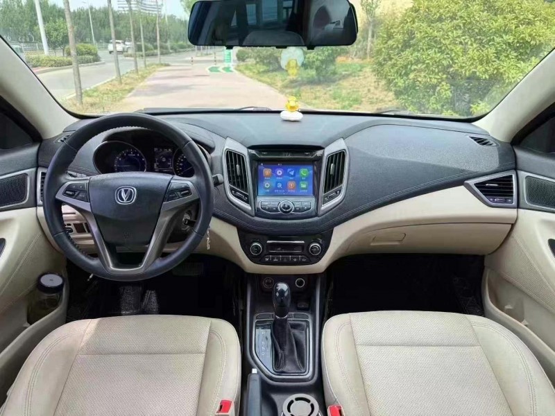 枣庄17年长安汽车逸动6