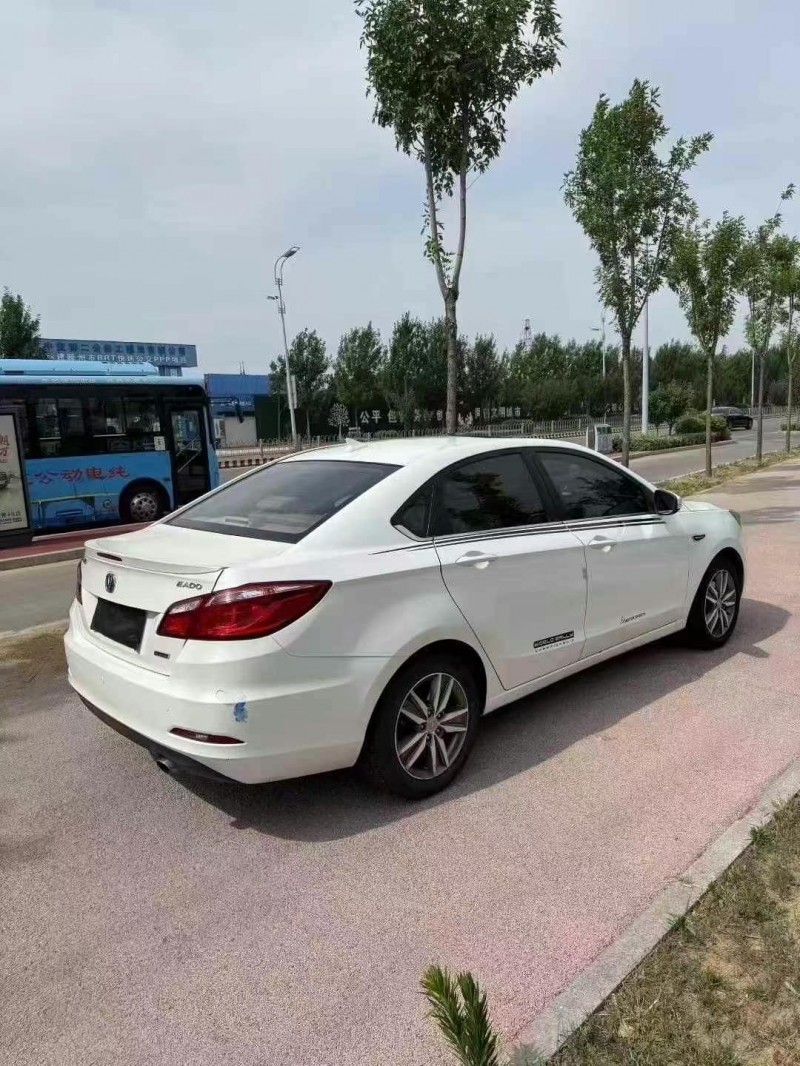 枣庄17年长安汽车逸动8