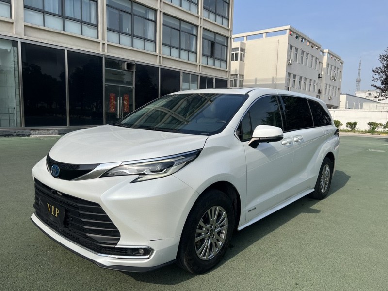 盐城22年丰田塞纳3
