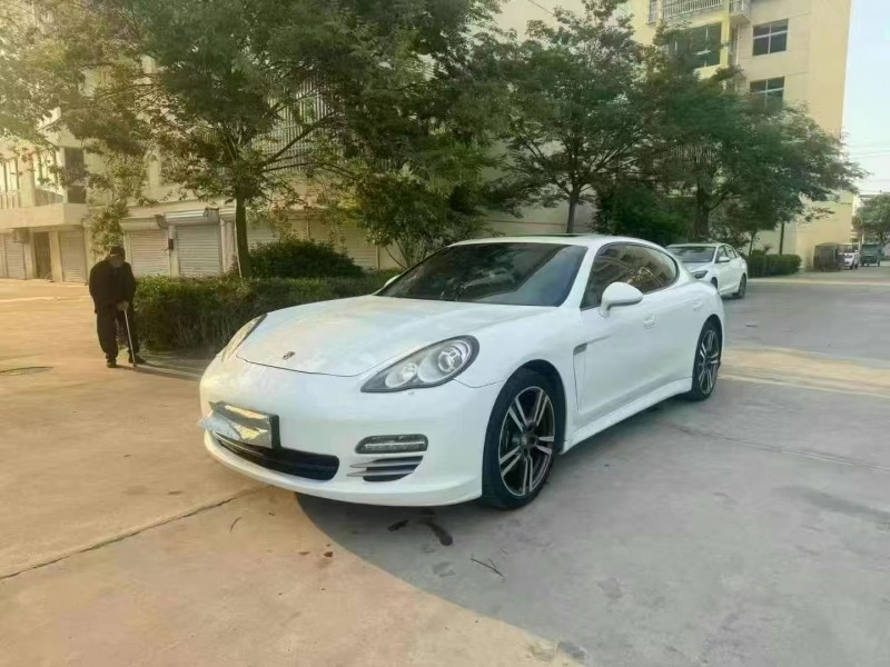 徐州13年保时捷帕拉梅拉2
