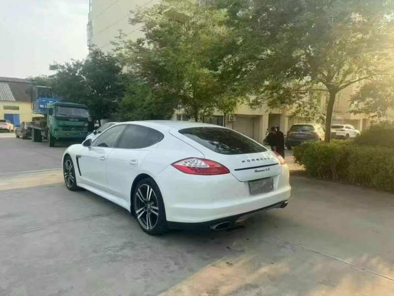 徐州13年保时捷帕拉梅拉4