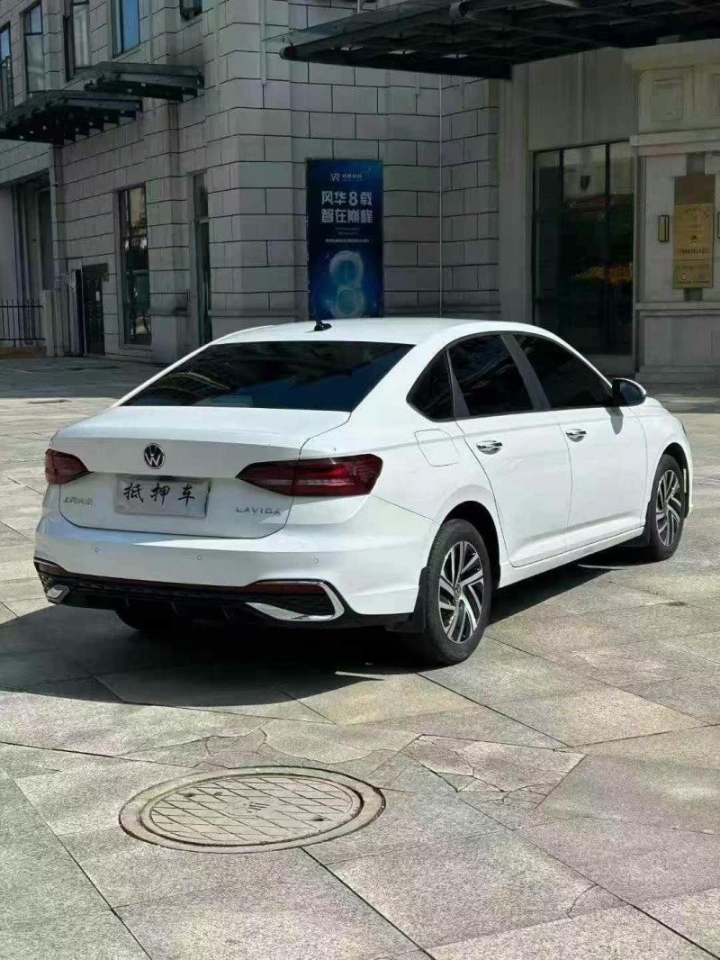 景德镇23年大众朗逸7