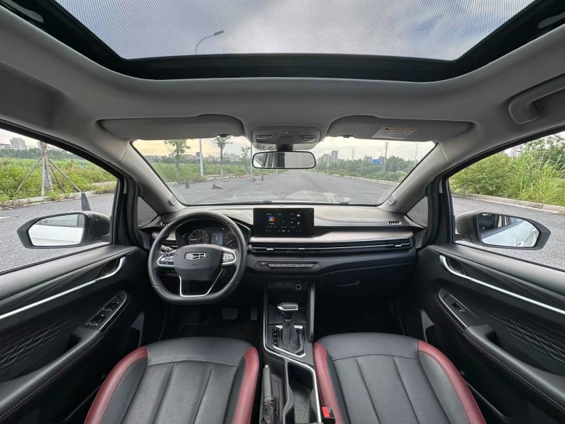 汕頭22年吉利遠景5