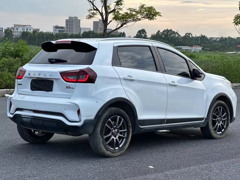 汕頭22年吉利遠景8