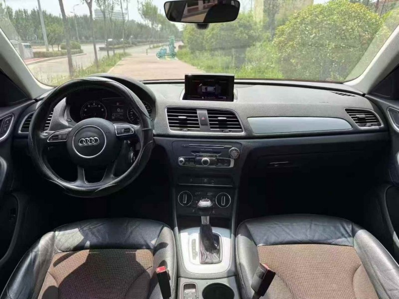 枣庄17年奥迪Q36