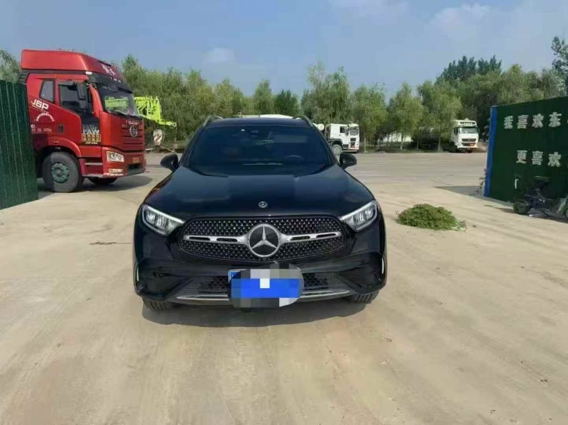 青岛23年奔驰GLC1