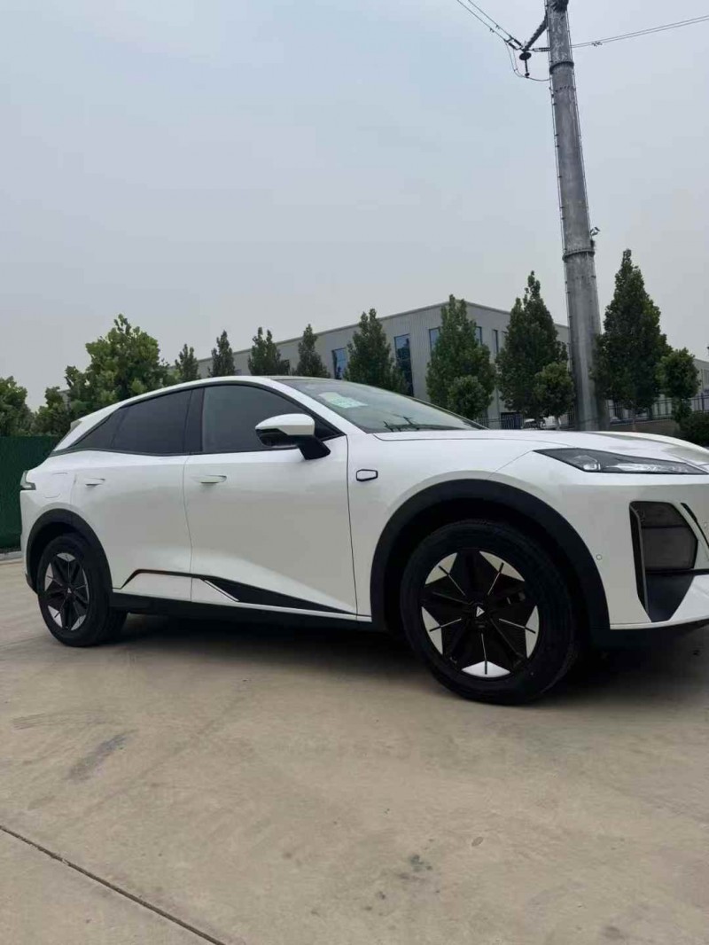 枣庄25年长安汽车深蓝2