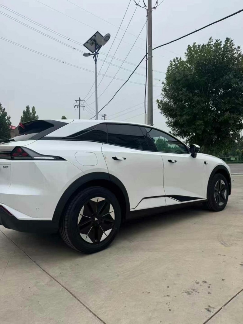 枣庄25年长安汽车深蓝8