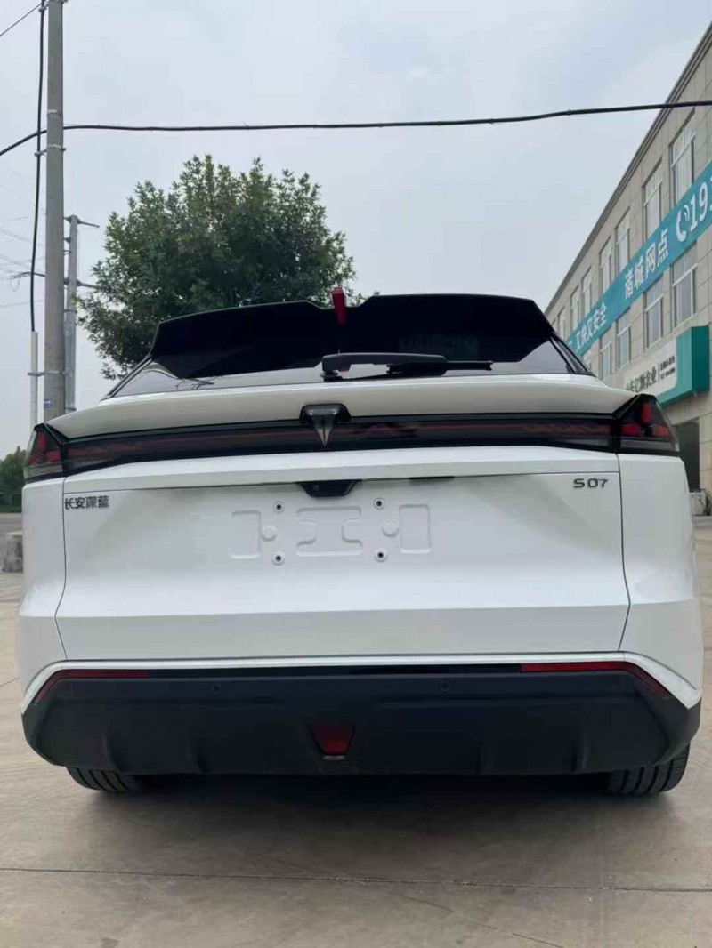 枣庄25年长安汽车深蓝9