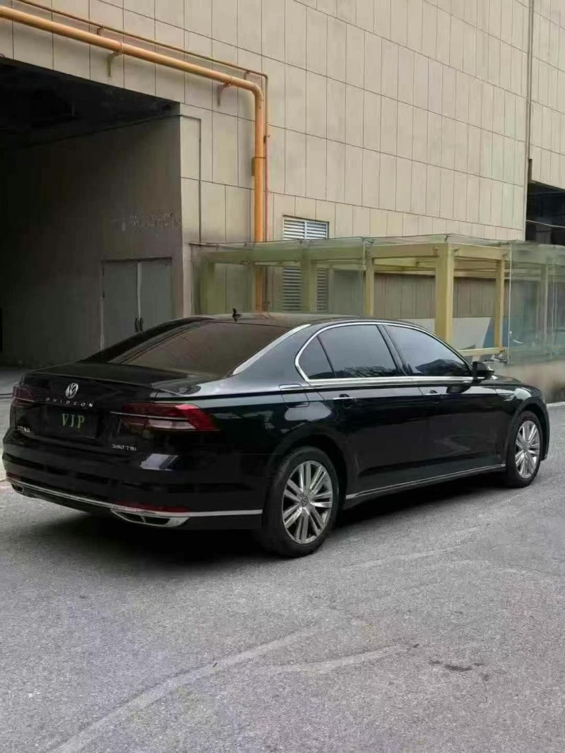 成都18年大众辉昂7