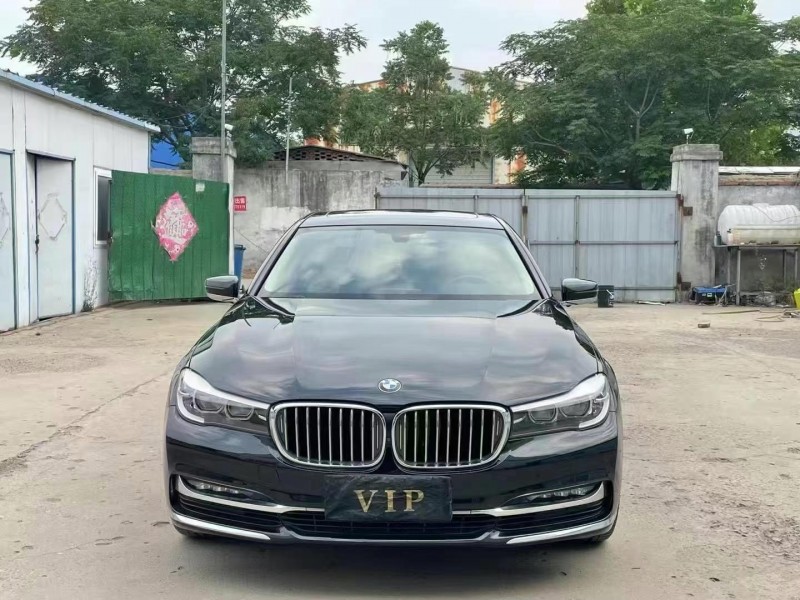 濟南18年寶馬7系1