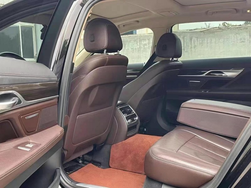 濟南18年寶馬7系6