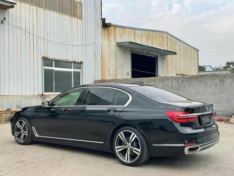 濟南18年寶馬7系7