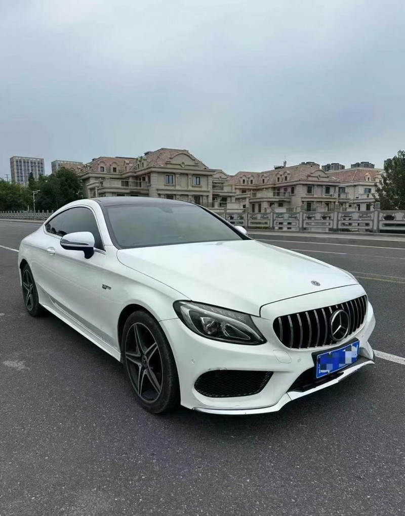 济南18年奔驰C2