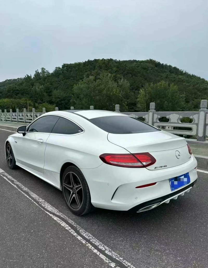 济南18年奔驰C8