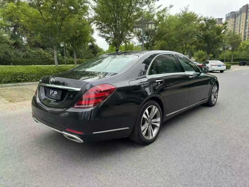 连云港20年奔驰S8