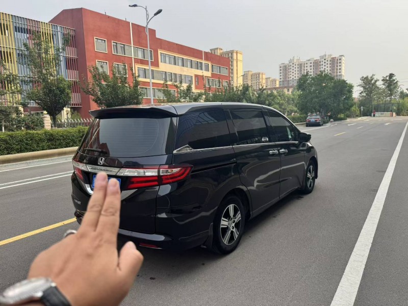 济南15年本田奥德赛4