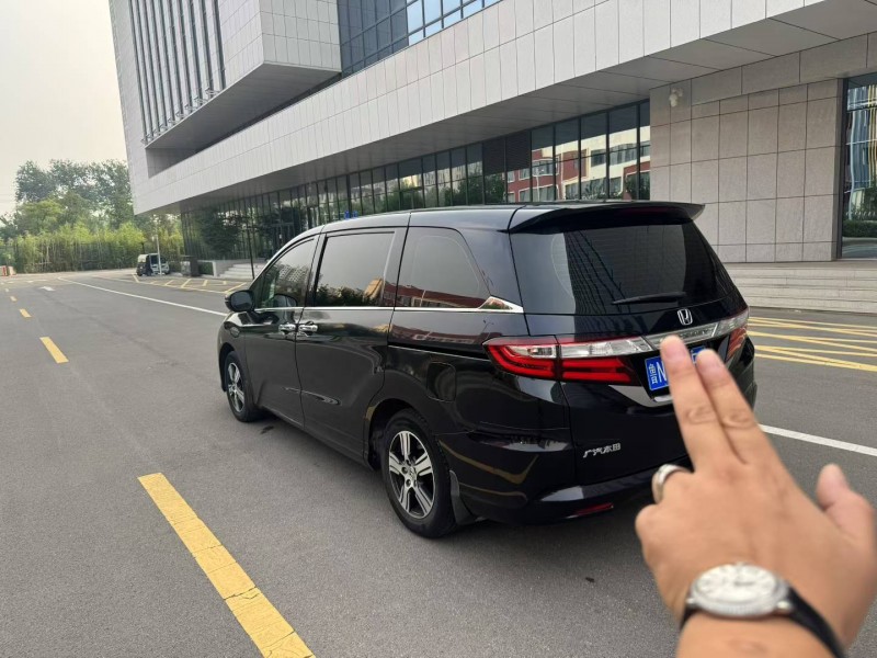 济南15年本田奥德赛5